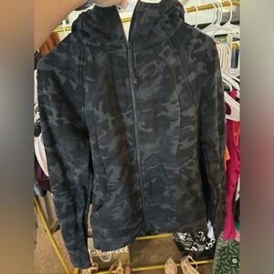 Lululemon full zip scuba